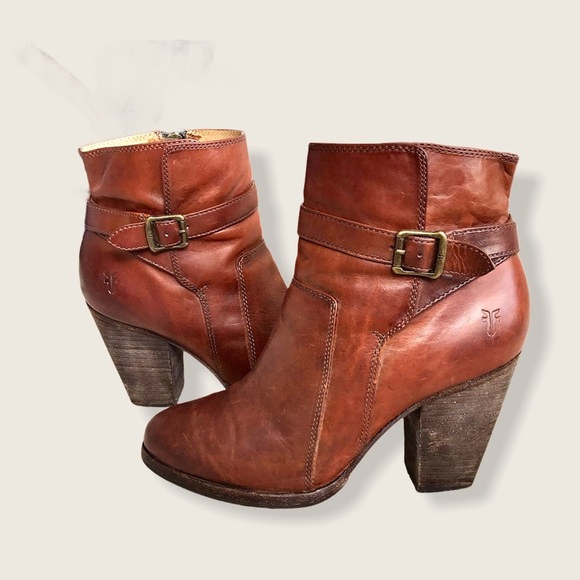 Frye Pattie Cognac Leather Belt Cute Ankle Booties - Picture 9 of 16